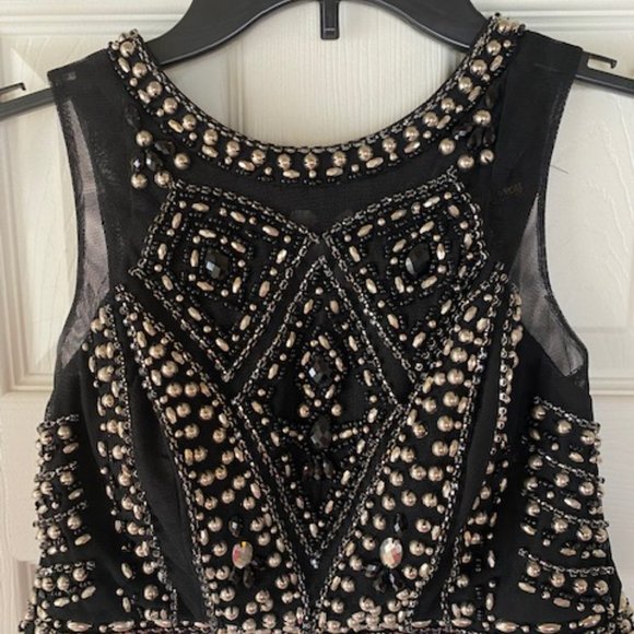 Black "Say YES to the PROM" Dress, Size 0 - Two-piece, beaded prom dress - Picture 3 of 10